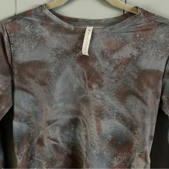 Fabletics Marie Mesh Croptop - Picture 2 of 4